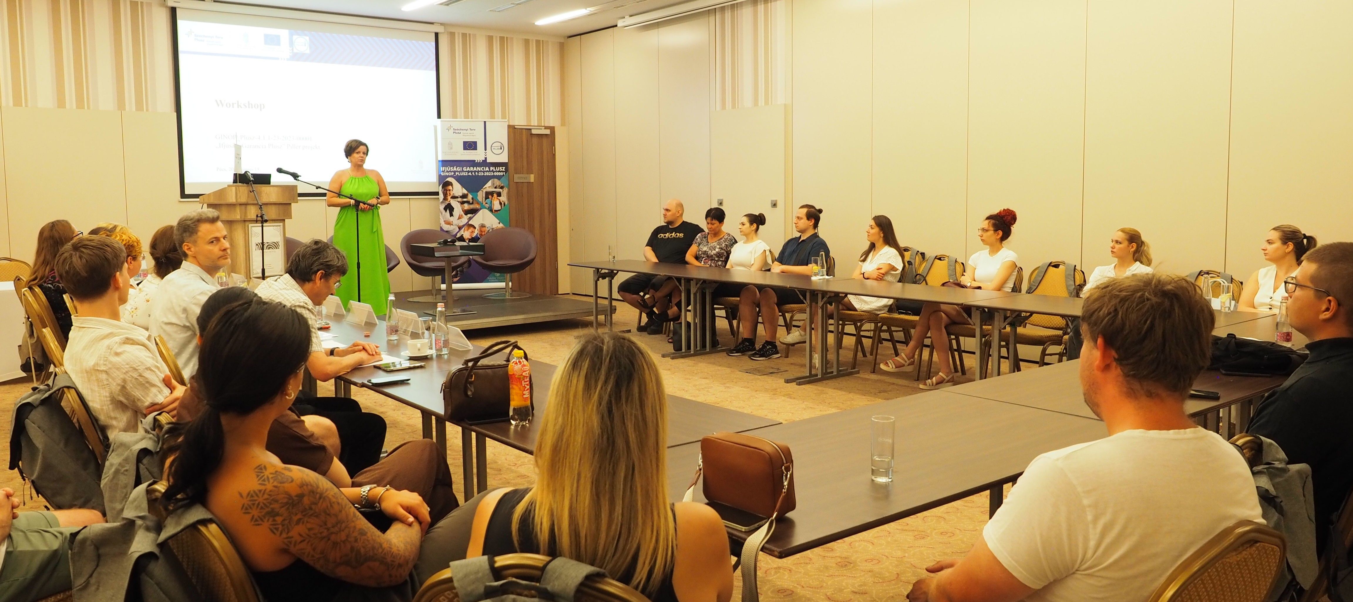 Fiatalok munkába állását segítette a pécsi workshop